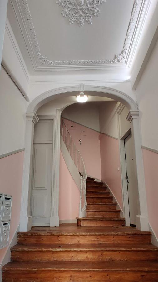Apartment Alfama Graca District Typical & Bright , 3 Bedroom With Ac 1st Floor Lissabon